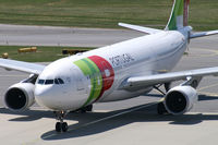 CS-TON @ VIE - TAP Air Portugal Airbus A330-200 - by Thomas Ramgraber