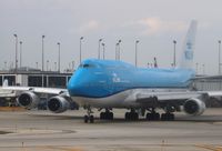 PH-BFY @ KORD - Boeing 747-400