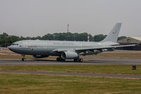 ZZ333 @ EGVA - Airbus Voyager KC3 ZZ333 10 Sqd RAF Fairford 22/7/13 - by Grahame Wills