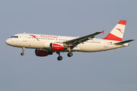 OE-LBW @ VIE - Austrian Airlines Airbus A320 - by Thomas Ramgraber