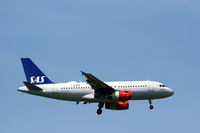 OY-KBP @ EKCH - Landing rw 04L - by Erik Oxtorp