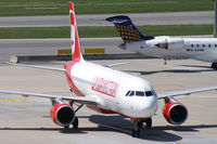 OE-LOC @ VIE - Laudamotion Airbus A320 - by Thomas Ramgraber