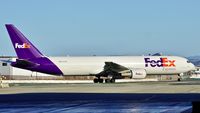 N148FE @ SFO - SFO 2018.