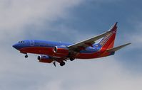 N965WN @ KLAS - Boeing 737-700 - by Mark Pasqualino