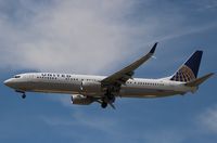N68821 @ KLAS - Boeing 737-900ER