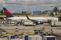 N188DN @ HNL - HNL 2018. - by Clayton Eddy