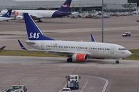 LN-RNU @ EGCC - Just landed at Manchester. - by Graham Reeve