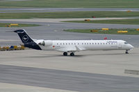 D-ACNC @ VIE - Lufthansa Canadair Regionaljet 900 - by Thomas Ramgraber
