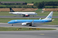 PH-BXA @ VIE - KLM - Royal Dutch Airlines Boeing 737-800 - by Thomas Ramgraber