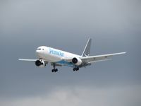 N313AZ @ 3607 - Landing - by Canonman