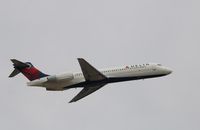 N983AT @ KSEA - Boeing 717-200 - by Mark Pasqualino