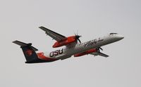 N440QX @ KSEA - DHC-8-402