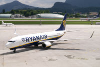EI-DWP @ SZG - Ryanair Boeing 737-800 - by Thomas Ramgraber