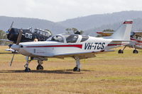 VH-TCS @ YWSG - Red Thunder - Watts Bridge 2018 - by Arthur Scarf