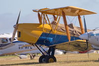 VH-UXD @ YWSG - Red Thunder - Watts Bridge 2018 - by Arthur Scarf