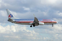 N922AN @ KMIA - No comment. - by Dave Turpie