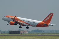 OE-IJB @ EHAM - EasyJet Airbus A320-214 taking off from Schiphol airport, the Netherlands, 2018. The airline's 250th Airbus. - by Van Propeller