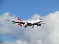 VH-EBK @ NZAA - short finals - by magnaman