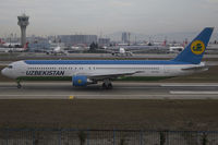 UK67008 @ LTBA - Istanbul Ataturk - by Roberto Cassar
