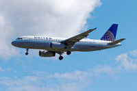 N404UA photo, click to enlarge