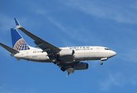 N16709 @ KSNA - Boeing 737-724