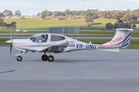 VH-UNU @ YSWG - University of New South Wales (VH-UNU) Diamond Star DA-40 at Wagga Wagga Airport - by YSWG-photography