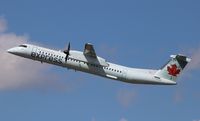 C-FSRW @ KPDX - DHC-8-402