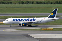 TS-INA @ VIE - Nouvelair Airbus A320 - by Thomas Ramgraber