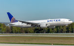 N798UA @ EDDF - on final RW07L - by Friedrich Becker