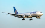 N220UA @ EDDF - on final RW07L - by Friedrich Becker