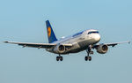 D-AILP @ EDDF - on final RW07L - by Friedrich Becker