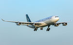 D-AIGP @ EDDF - on final RW07L - by Friedrich Becker