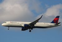 N305DN @ KPDX - Airbus A321-211 - by Mark Pasqualino