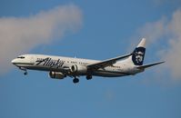 N305AS @ KPDX - Boeing 737-900 - by Mark Pasqualino