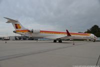 EC-LPN @ EDDK - Bombardier CL-600-2E25 CRJ-1000 - YW ANE Air Nostrum Iberia Regional - 19022 - EC-LPN - 11.10.2017 - CGN - by Ralf Winter