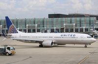 N68843 @ KORD - Boeing 737-900ER - by Mark Pasqualino