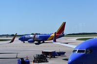 N7729A @ KMCI - Seen at Kansas City International Airport