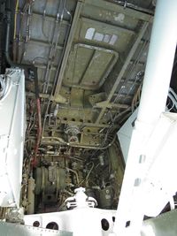 53-4296 @ VPS - front landing gear bay - by olivier Cortot