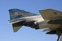 63-7487 - closer view of the tail markings - by olivier Cortot