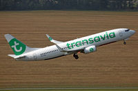 PH-HSM @ LOWW - Climb with a beacon flash - by Hotshot