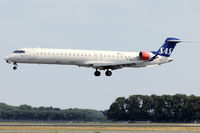 EI-GEA @ CPH - Copenhagen 18.7.2018 L/D R-04L - by leo larsen