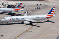 N142AN @ KPHX - No comment. - by Dave Turpie