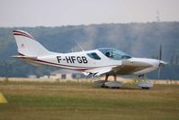 F-HFGB @ LFPX - Landing - by Romain Roux
