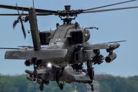 Q-01 @ EHGR - AH-64 - by fink123