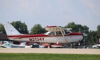 N2134Y @ KOSH - Cessna 172D