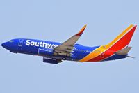 N942WN @ KBOI - Take off from RWY 10L.