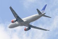 OY-KAR @ LFPG - Airbus A320-232, Take off rwy 27L, Roissy Charles De Gaulle airport (LFPG-CDG) - by Yves-Q