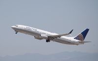N69813 @ KLAX - Boeing 737-900ER