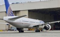 N2331U @ SFO - SFO 2018. - by Clayton Eddy