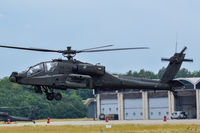 Q-01 @ EHGR - AH-64 - by fink123